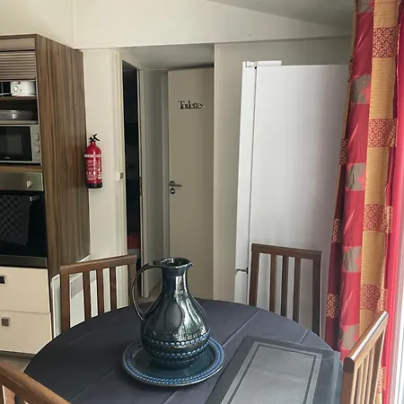 Kamp alanı Mobile Premium Azur Climatise Equipe Saint-Chéron